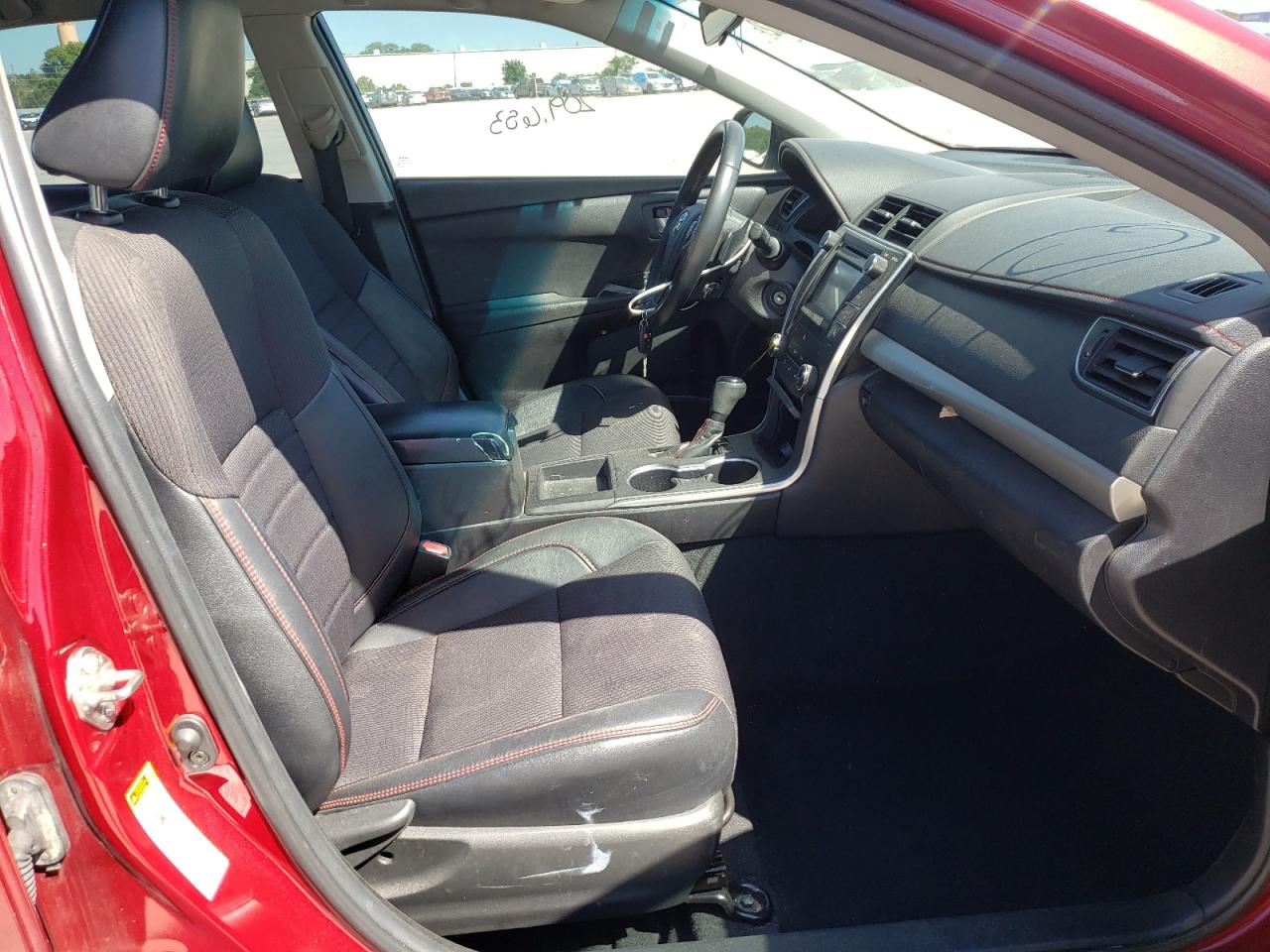 Photo 5 from auction – 2016 TOYOTA CAMRY LE with VIN 4T1BF1FKXGU532425