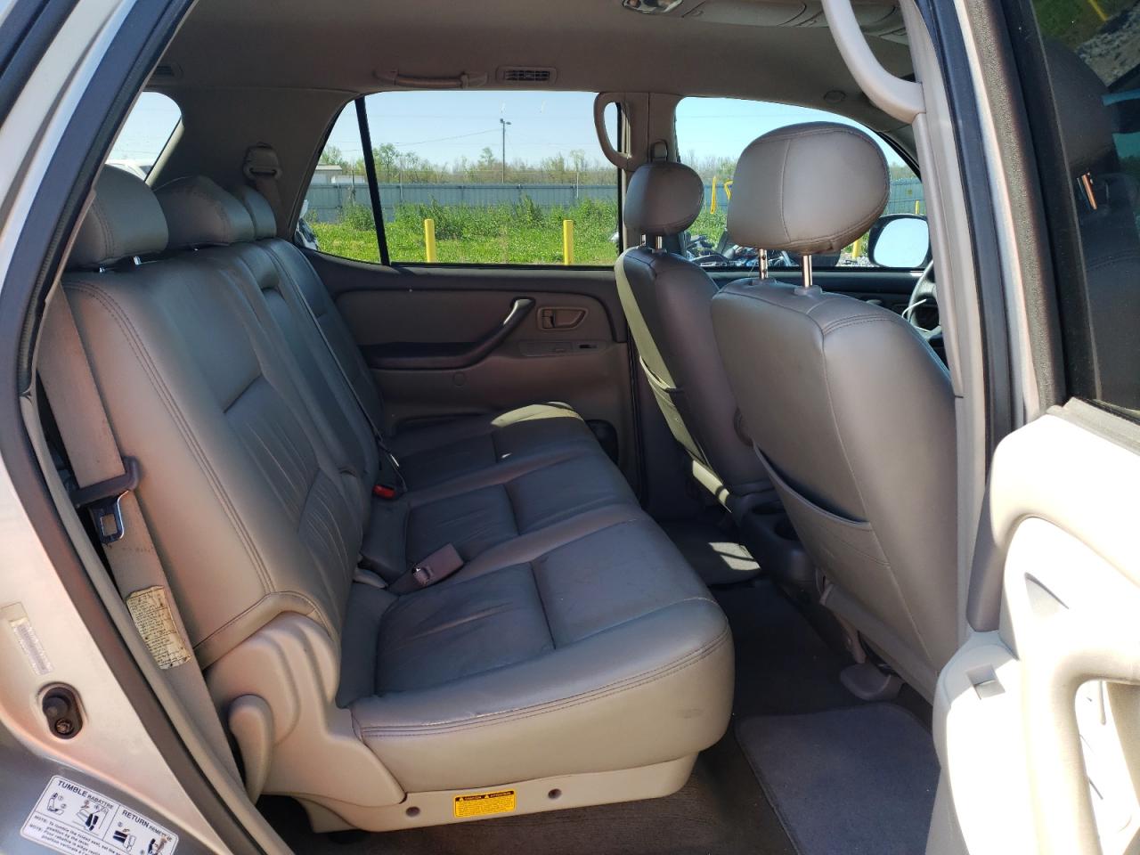 Photo 6 from auction – 2003 TOYOTA SEQUOIA SR with VIN 5TDZT34A03S163588