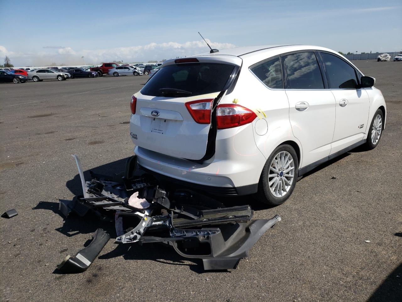 Photo 4 from auction – 2014 FORD C-MAX PREM with VIN 1FADP5CU0EL506125