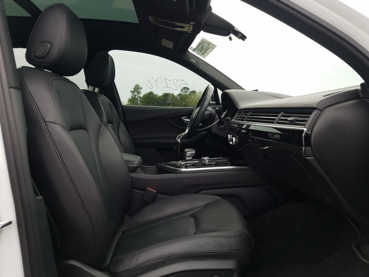 Photo 5 from auction – 2018 AUDI Q7 PRESTIG with VIN WA1VAAF75JD019497