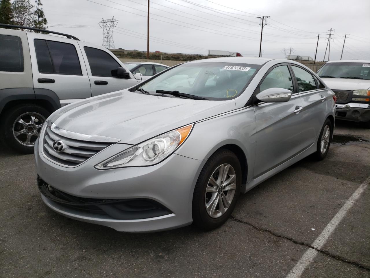 Photo 2 from auction – 2014 HYUNDAI SONATA GLS with VIN 5NPEB4AC8EH916709