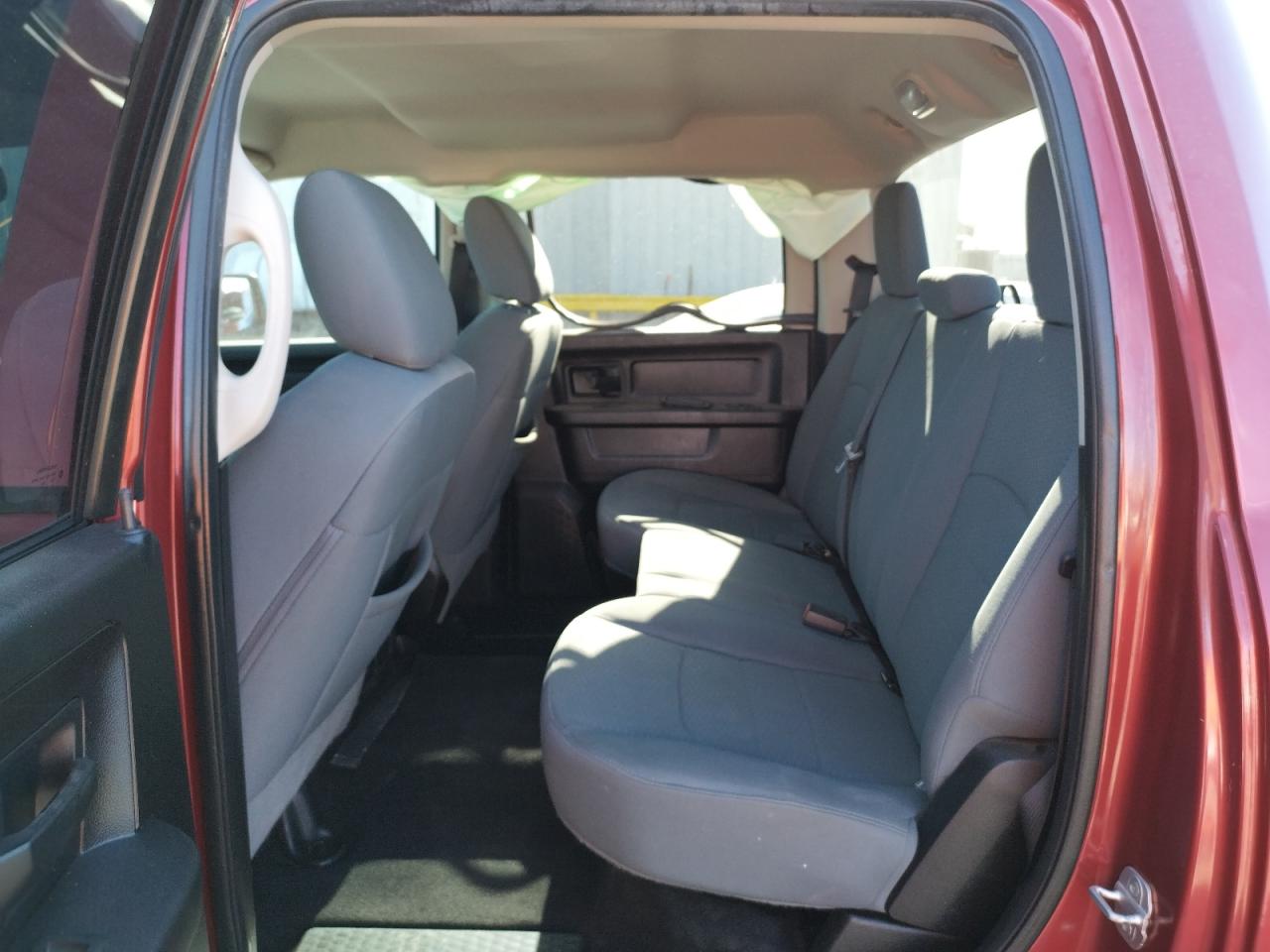 Photo 6 from auction – 2013 RAM 1500 ST with VIN 1C6RR6KT5DS674394