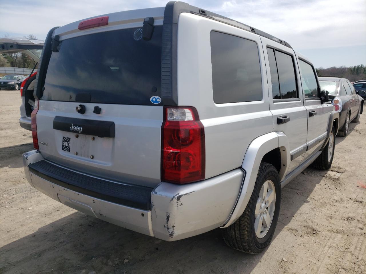 Photo 4 from auction – 2006 JEEP COMMANDER with VIN 1J8HG48K26C362861