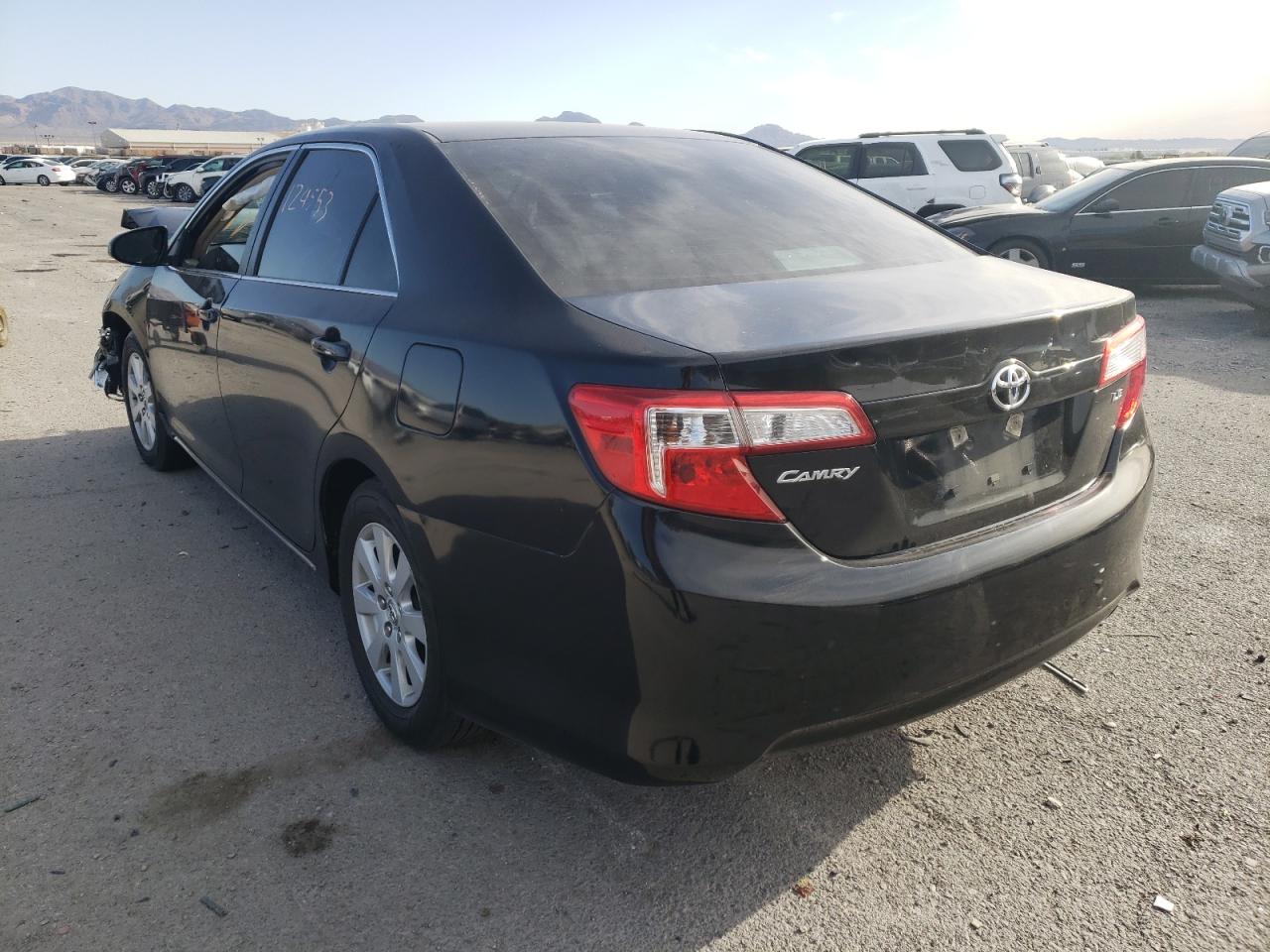 Photo 3 from auction – 2014 TOYOTA CAMRY L with VIN 4T4BF1FK4ER369936