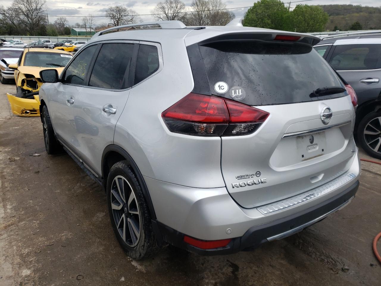 Photo 3 from auction – 2019 NISSAN ROGUE S with VIN 5N1AT2MT9KC805505
