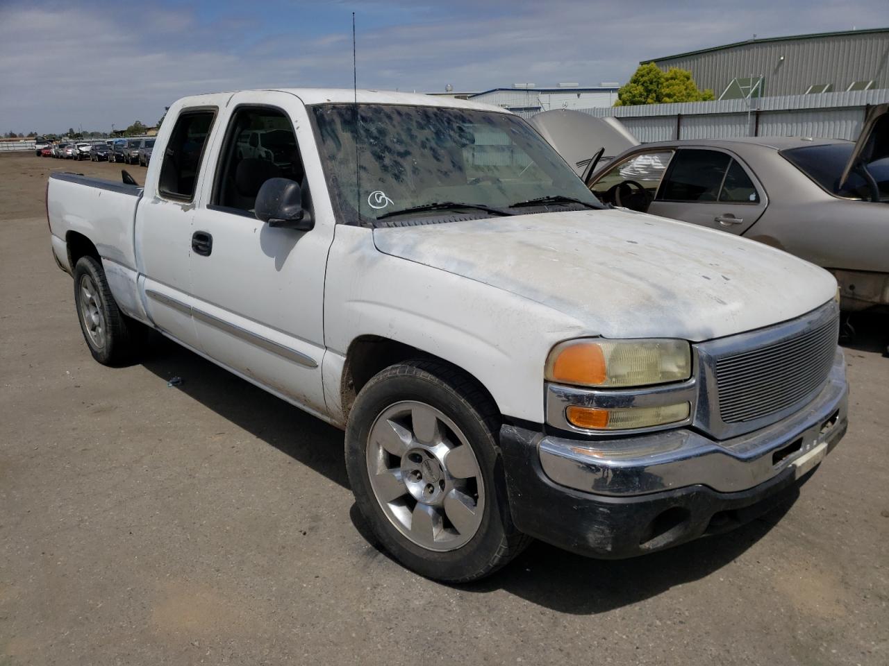 GMC NEW SIERRA 2003 with VIN 2GTEC19T631146721 - Photo from auction