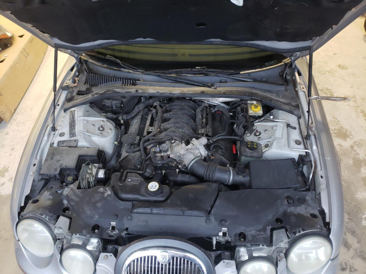 Photo 7 from auction – 2005 JAGUAR S-TYPE 4.2 with VIN SAJWA01U65HN14521