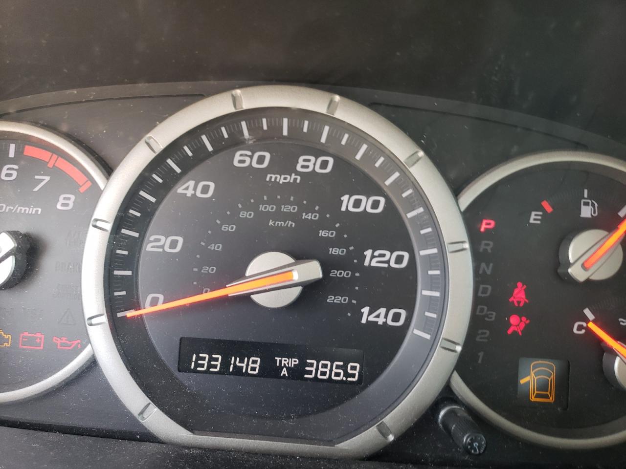 Photo 8 from auction – 2007 HONDA PILOT EXL with VIN 5FNYF18597B028348