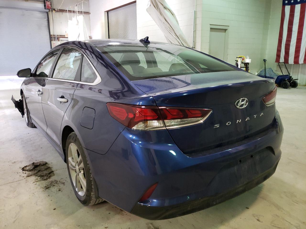 Photo 3 from auction – 2019 HYUNDAI SONATA LIM with VIN 5NPE34AF1KH729055
