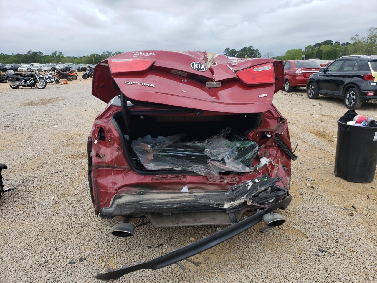 Photo 9 from auction – 2015 KIA OPTIMA with VIN 5XXGM4A74FG461537