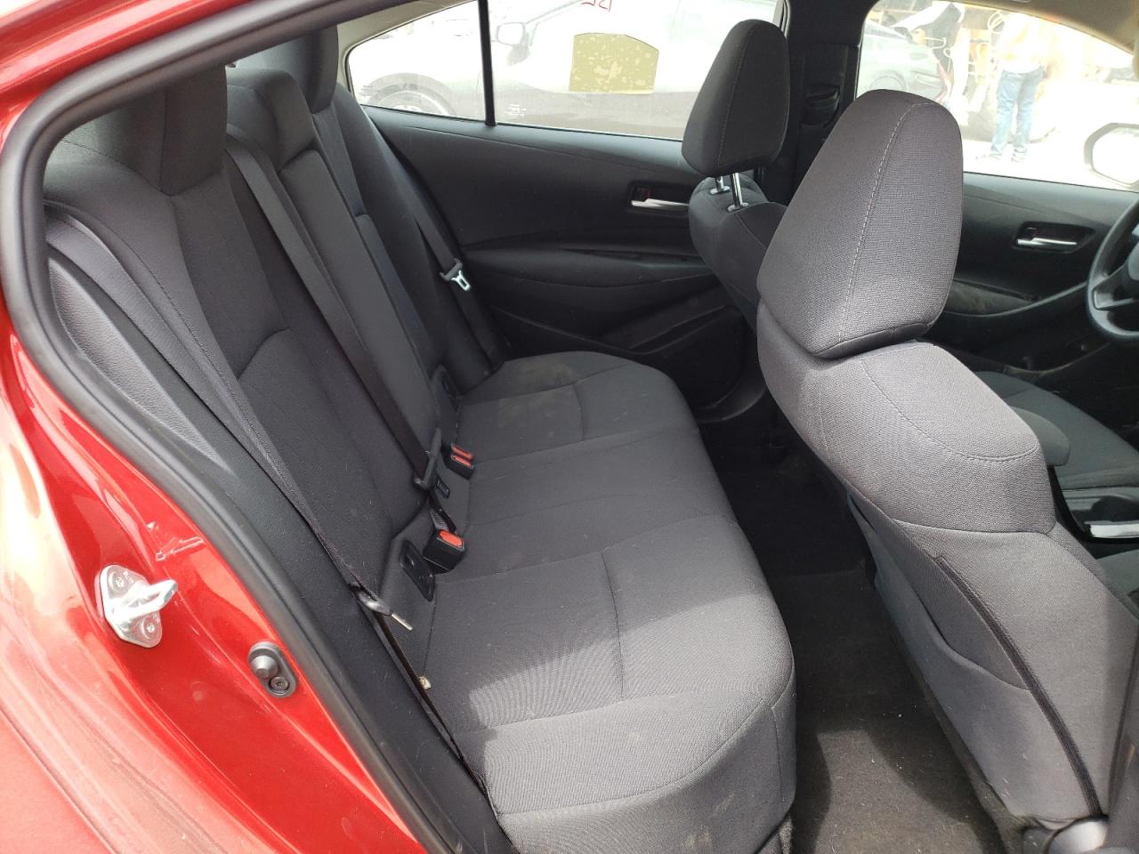 Photo 6 from auction – 2020 TOYOTA COROLLA LE with VIN 5YFEPRAE8LP079265