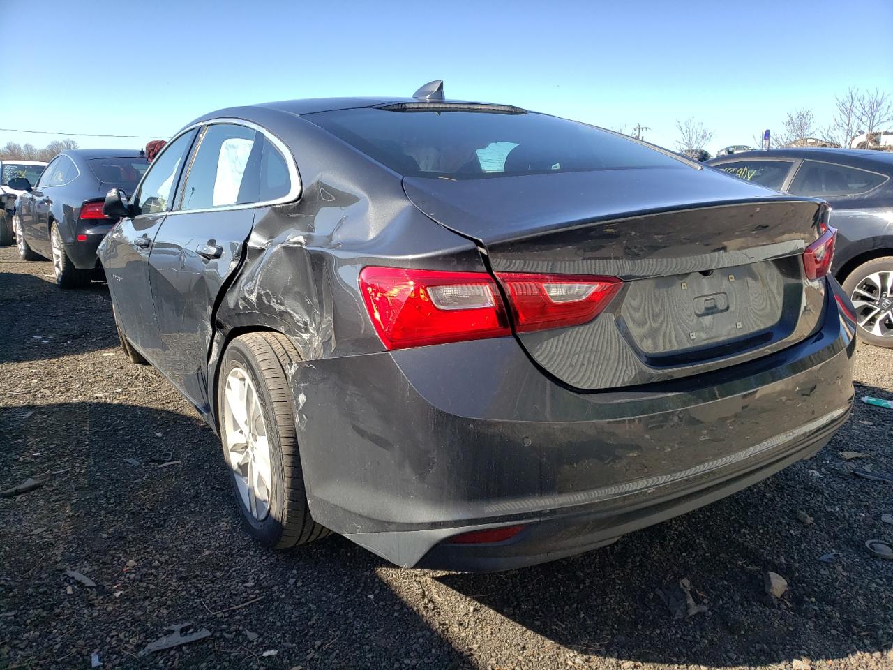 Photo 3 from auction – 2018 CHEVROLET MALIBU LT with VIN 1G1ZD5ST4JF231801