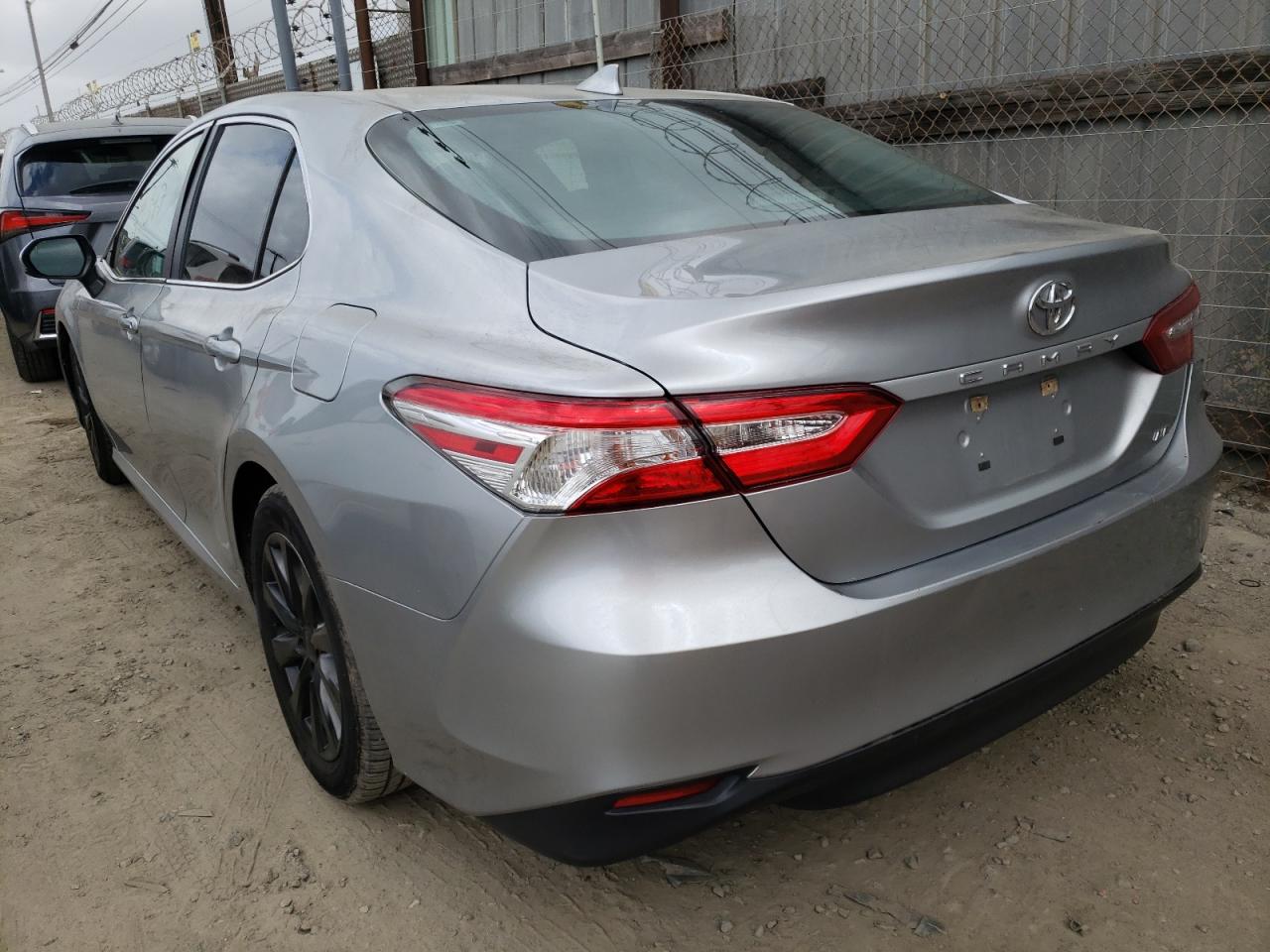 Photo 3 from auction – 2020 TOYOTA CAMRY LE with VIN 4T1C11AK2LU970537