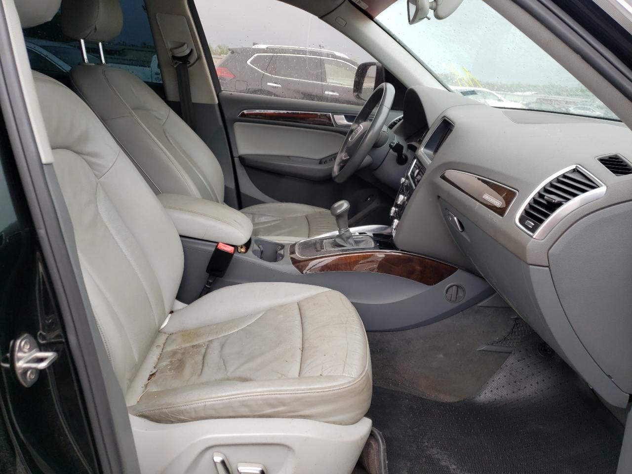 Photo 5 from auction – 2013 AUDI Q5 PREMIUM with VIN WA1CFAFP3DA094178
