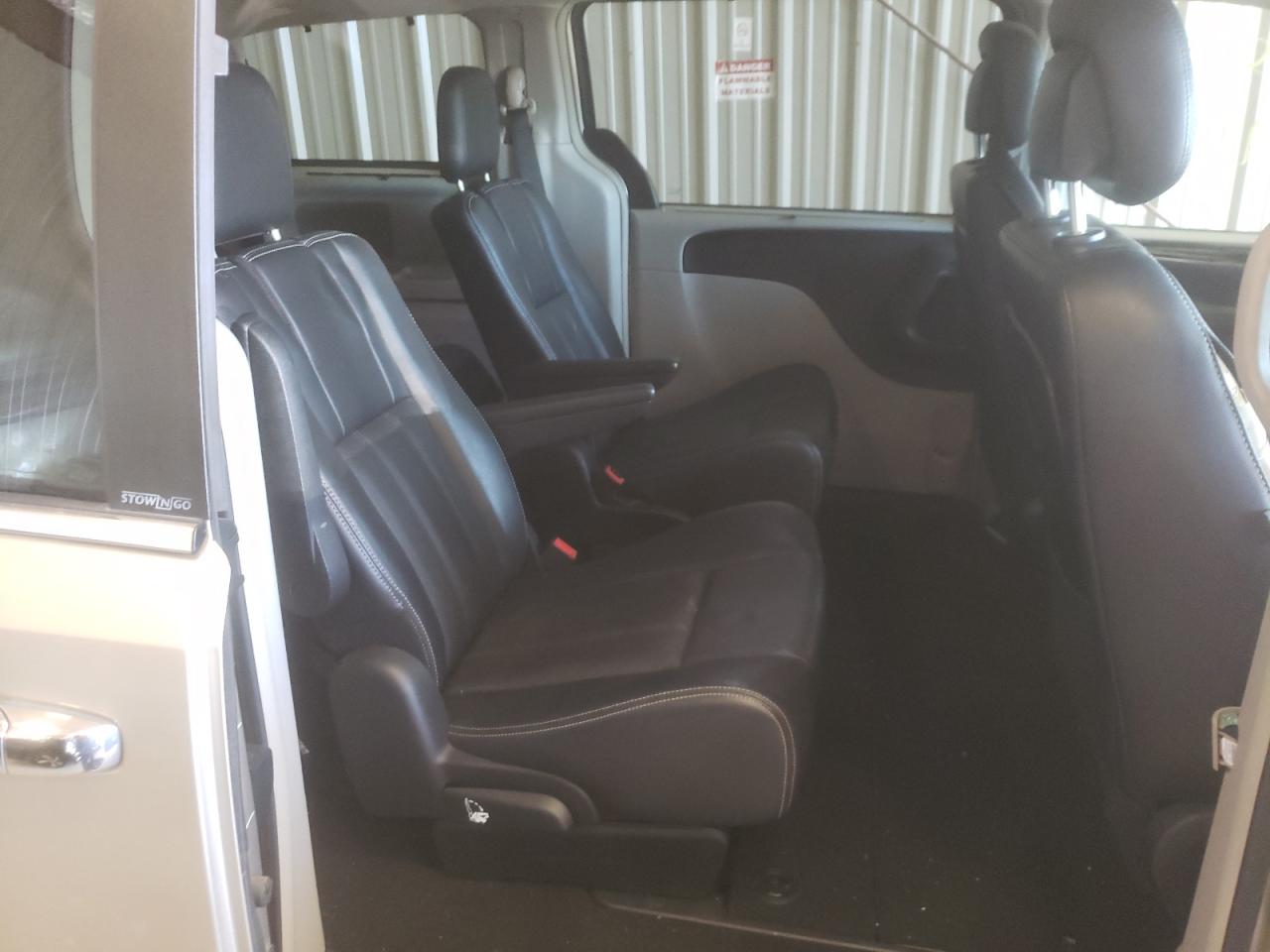Photo 6 from auction – 2012 CHRYSLER TOWN & COU with VIN 2C4RC1CG6CR362146