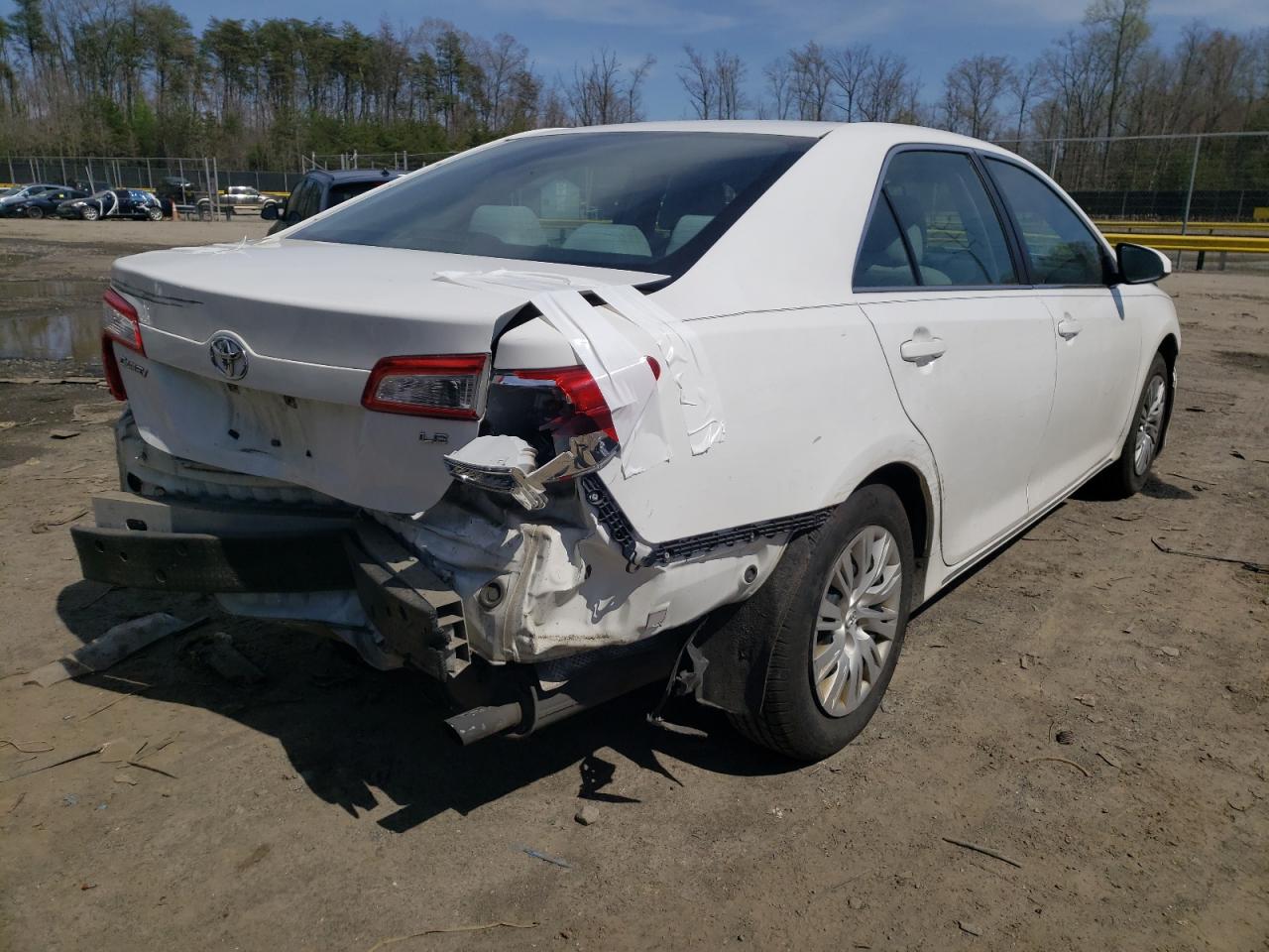 Photo 4 from auction – 2013 TOYOTA CAMRY with VIN 4T1BF1FK4DU284233