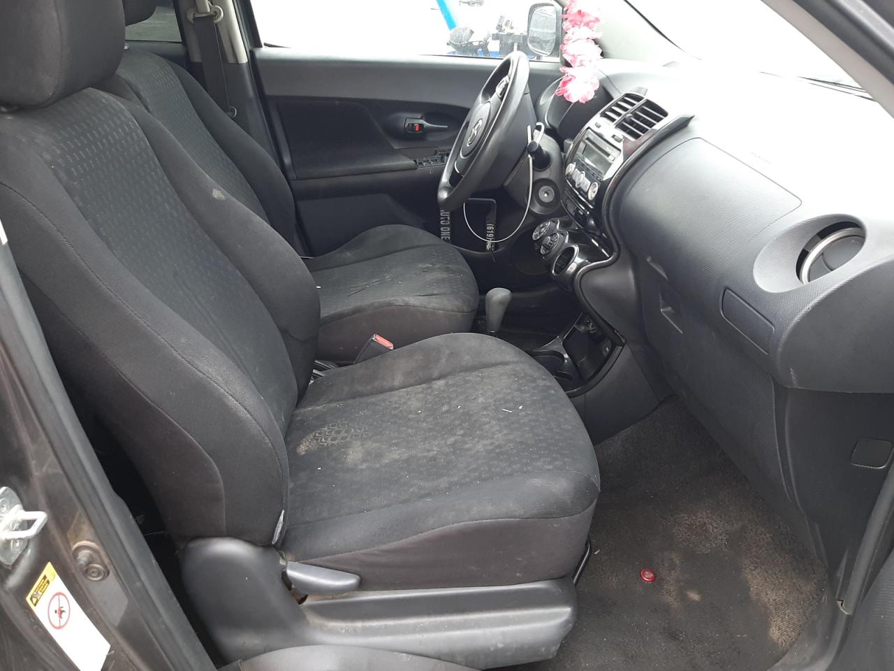 Photo 5 from auction – 2008 TOYOTA SCION XD with VIN JTKKU10418J007320