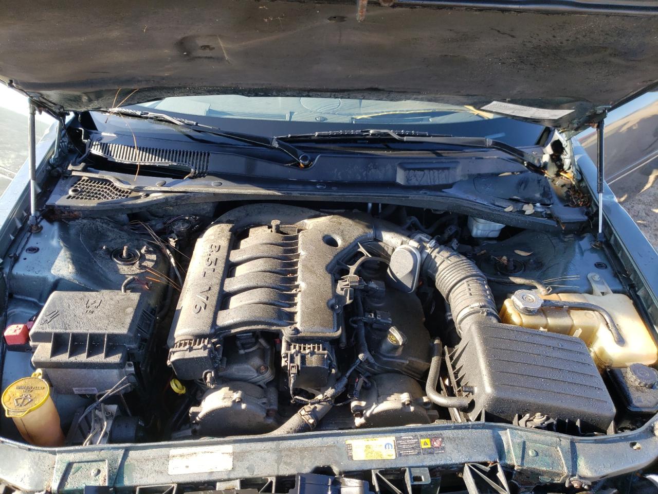 Photo 7 from auction – 2005 CHRYSLER 300 TOURIN with VIN 2C3JA53G95H136920