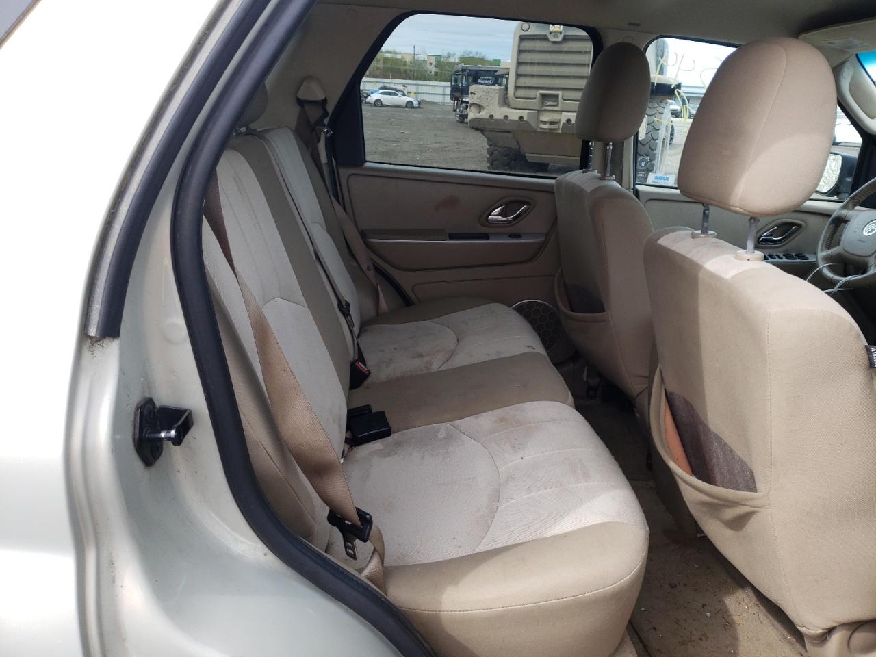 Photo 6 from auction – 2006 MERCURY MARINER with VIN 4M2CU56166DJ05569