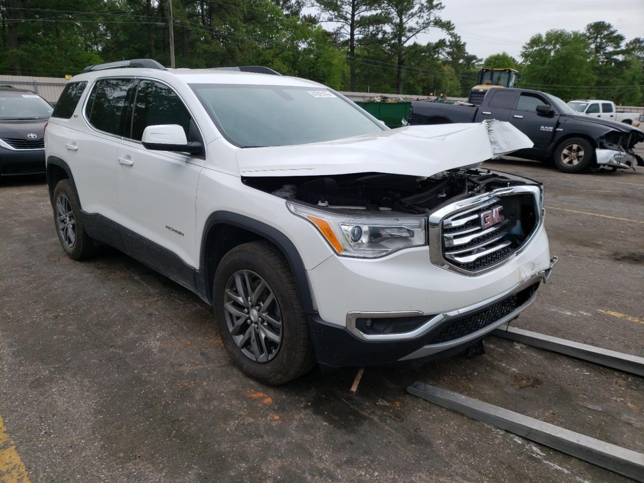 GMC ACADIA SLT 2019 with VIN 1GKKNMLS4KZ148136 - Photo from auction