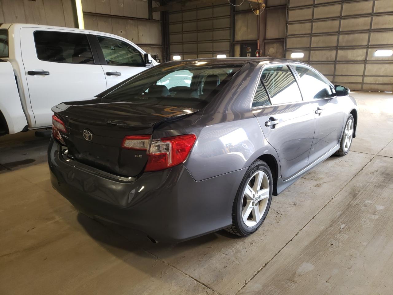 Photo 4 from auction – 2013 TOYOTA CAMRY L with VIN 4T1BF1FK9DU218020