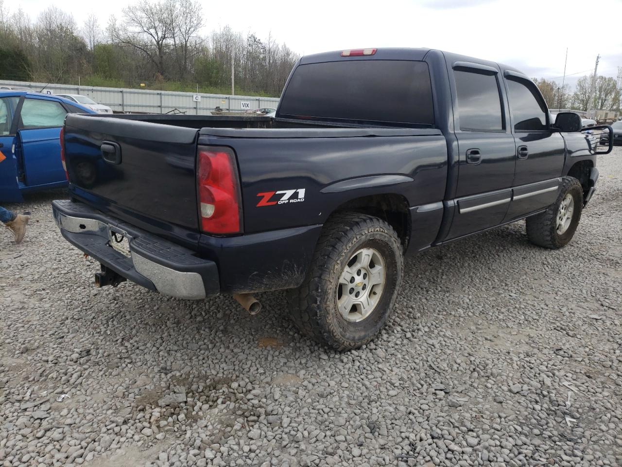 Photo 4 from auction – 2005 CHEVROLET SILVERADO with VIN 2GCEK13T951364134