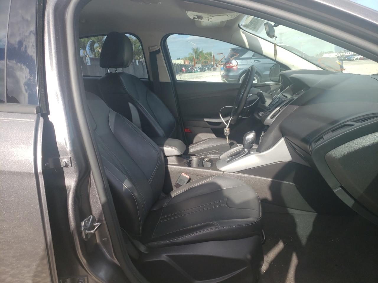 Photo 5 from auction – 2013 FORD FOCUS SE with VIN 1FADP3F2XDL291012