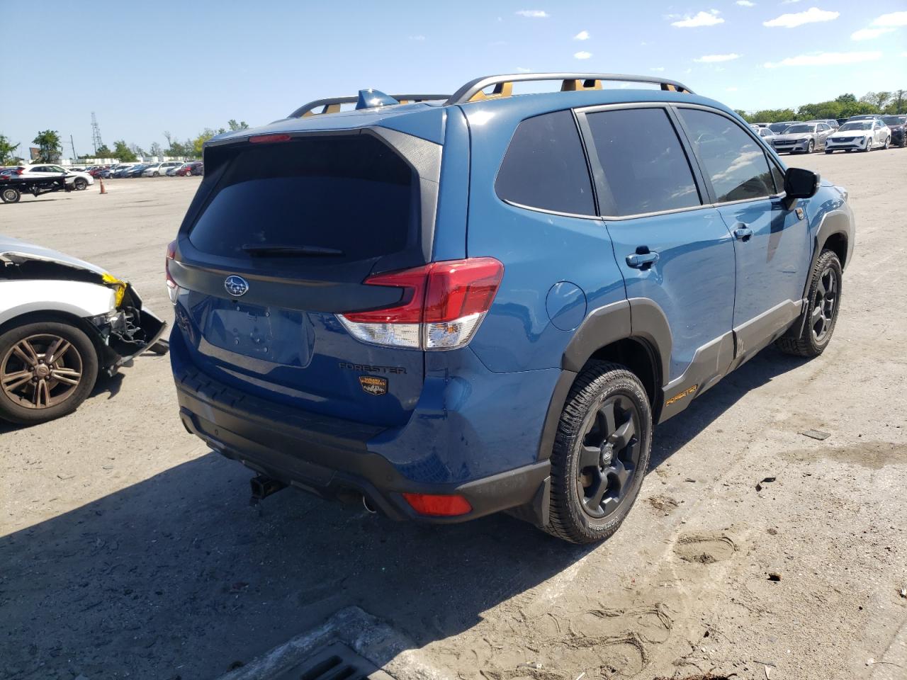 Photo 4 from auction – 2022 SUBARU FORESTER with VIN JF2SKAMC1NH440123