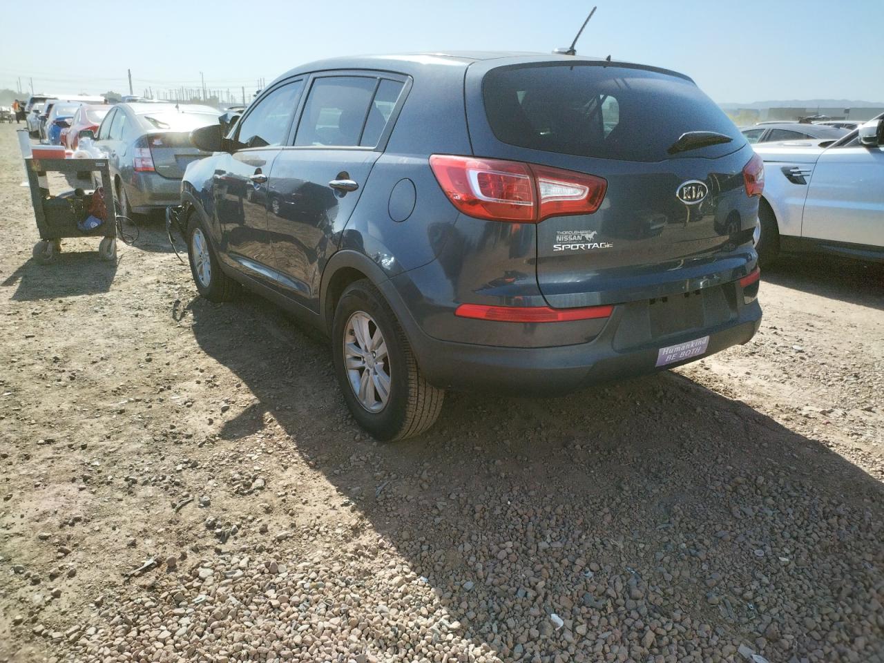 Photo 3 from auction – 2011 KIA SPORTAGE L with VIN KNDPB3A2XB7048397