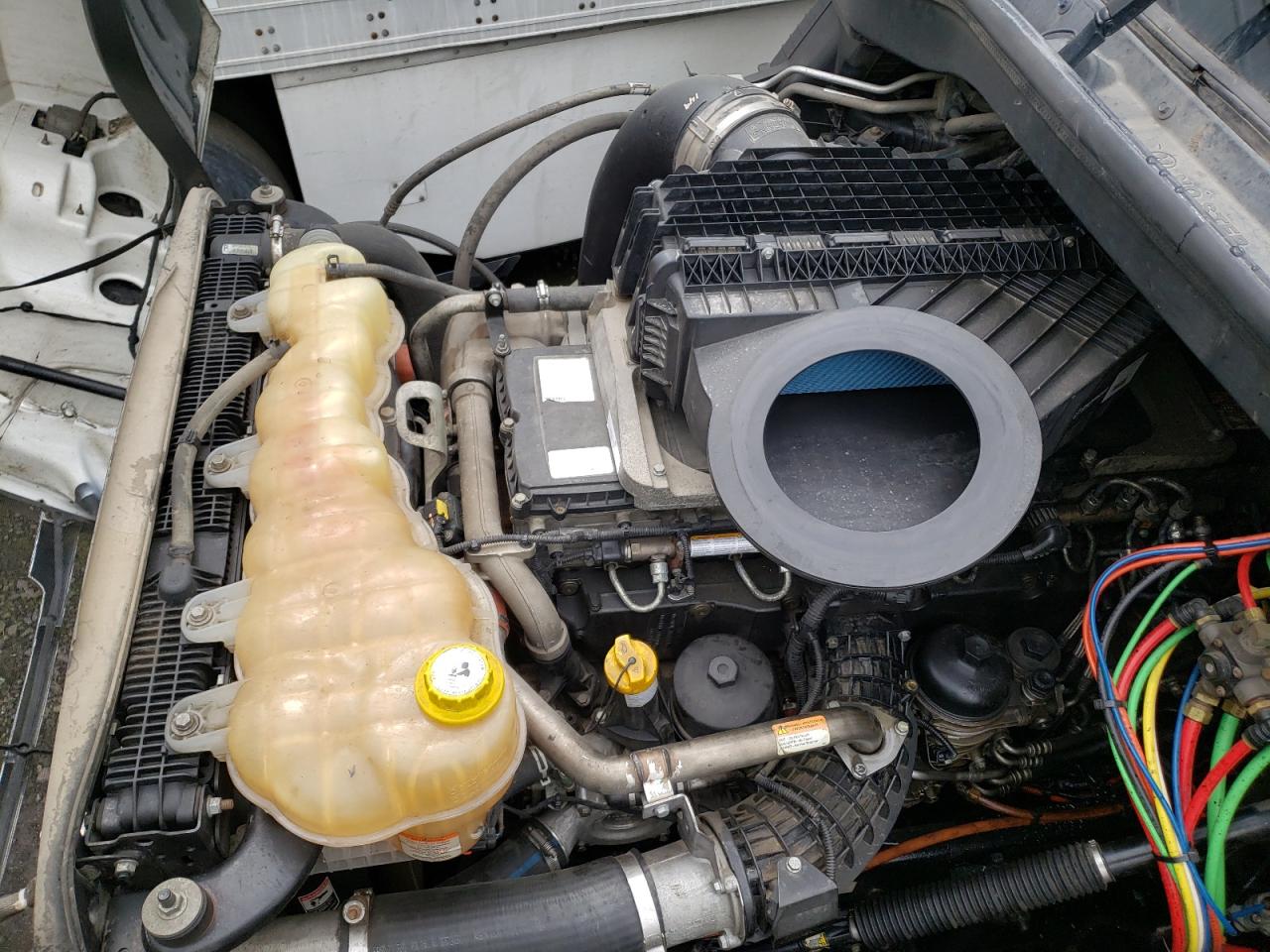 Photo 7 from auction – 2019 FREIGHTLINER CASCADIA 1 with VIN 3AKJHHDR6KSKG6752