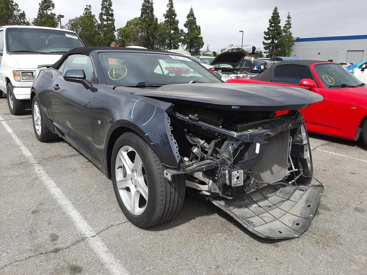 CHEVROLET CAMARO LS 2019 with VIN 1G1FB3DSXK0142773 - Photo from auction