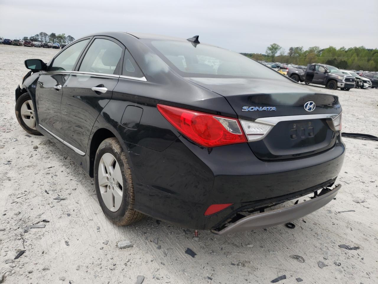 Photo 3 from auction – 2012 HYUNDAI SONATA HYB with VIN KMHEC4A40CA047819