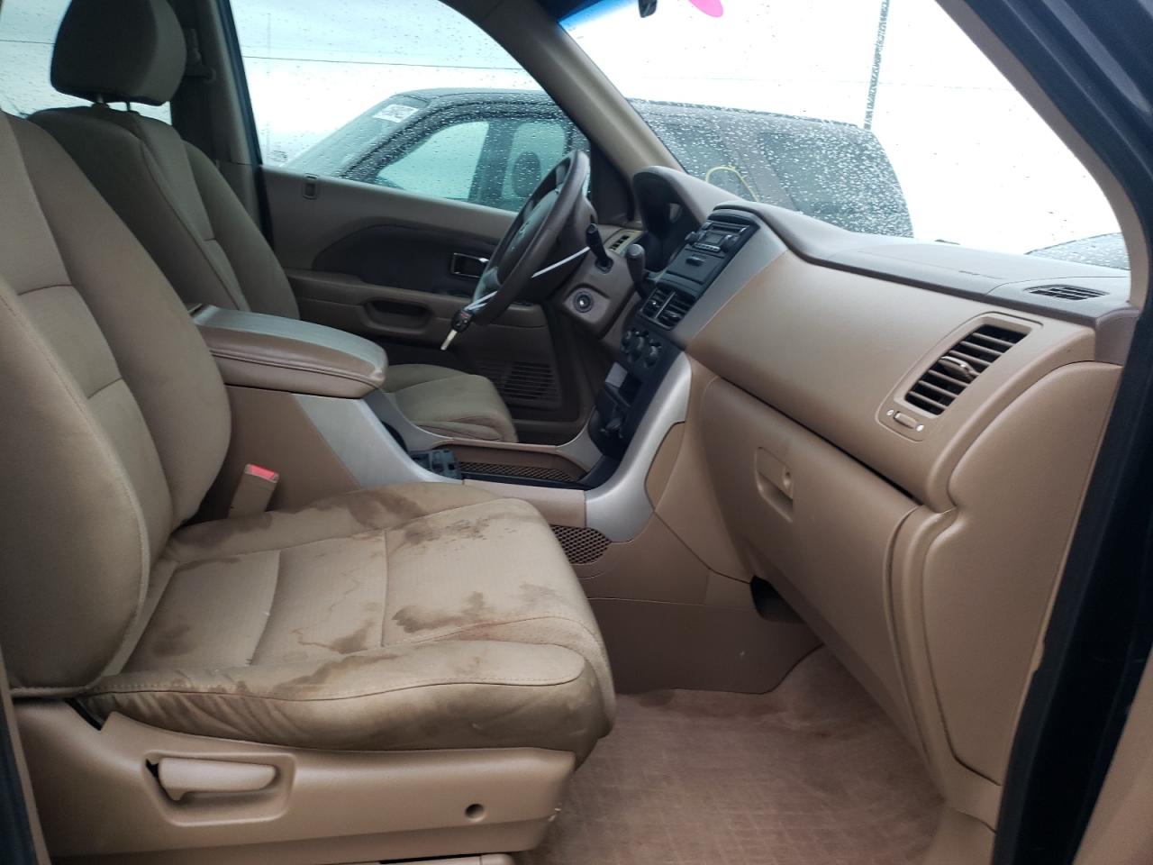 Photo 5 from auction – 2007 HONDA PILOT LX with VIN 5FNYF28187B003430