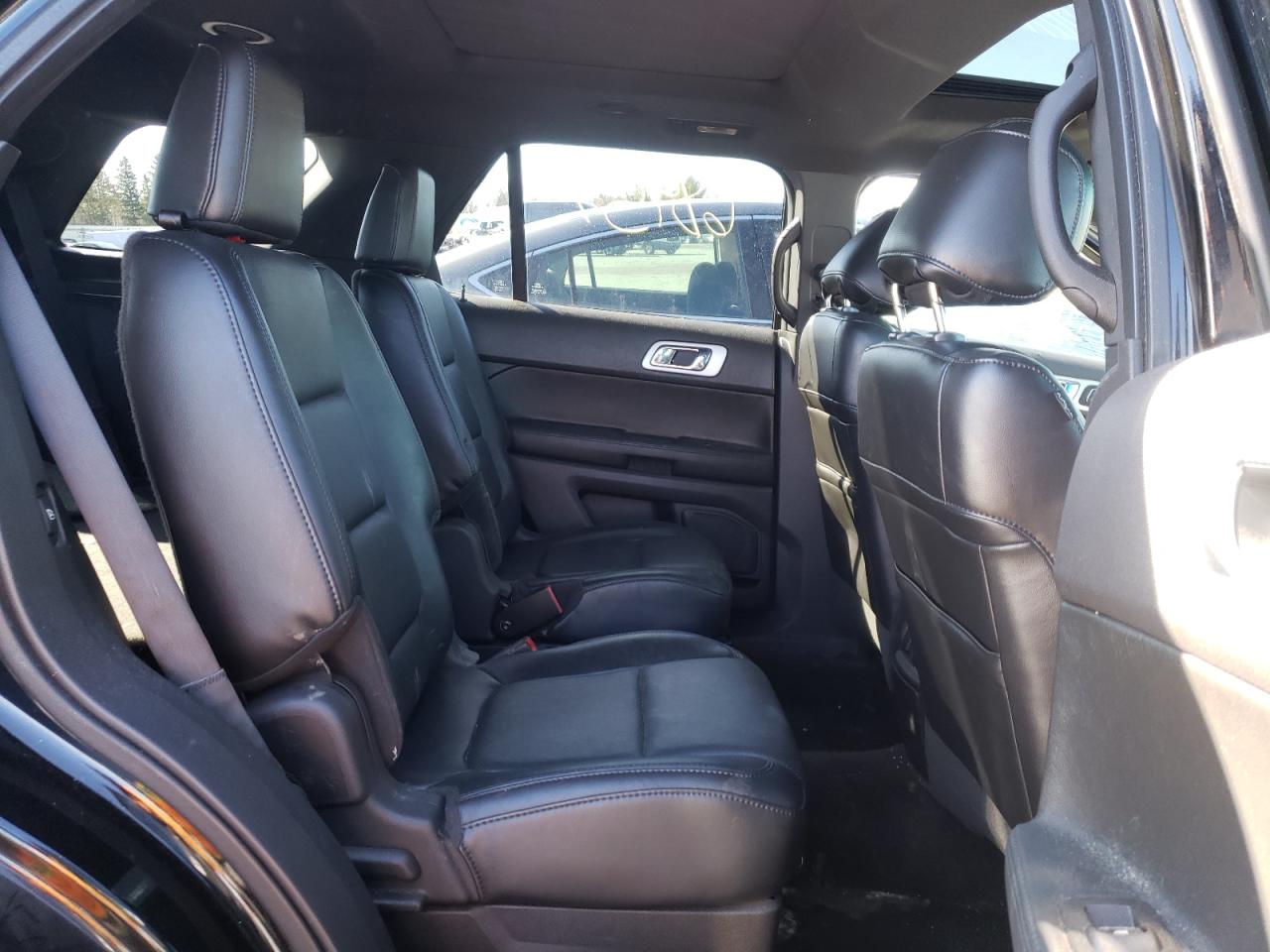 Photo 6 from auction – 2012 FORD EXPLORER L with VIN 1FMHK8F85CGA50490