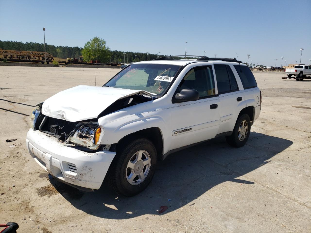 Photo 2 from auction – 2002 CHEVROLET TRAILBLAZE with VIN 1GNDT13S222227720