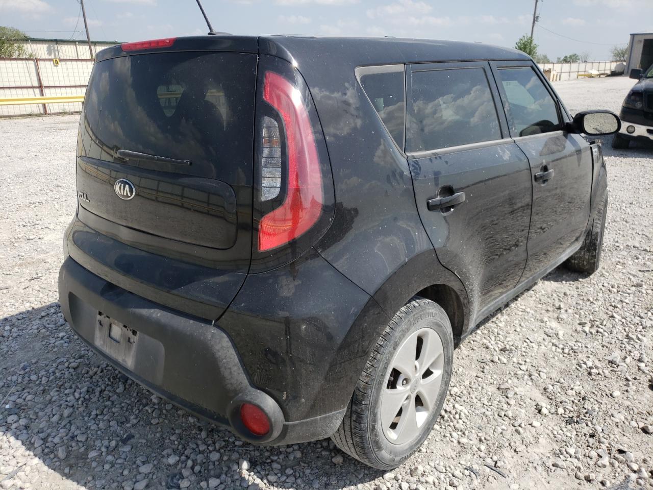 Photo 4 from auction – 2015 KIA SOUL with VIN KNDJN2A22F7775319