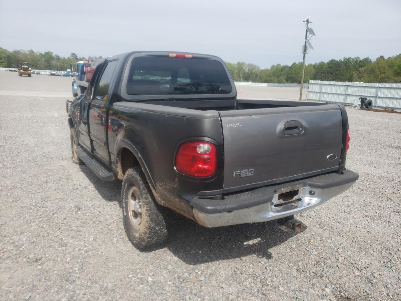 Photo 3 from auction – 2003 FORD F150 SUPER with VIN 1FTRW08L83KB49978