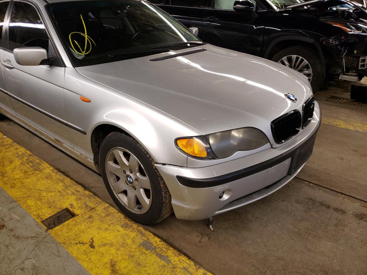 Photo 9 from auction – 2005 BMW 325 XI with VIN WBAEU33495PR19369