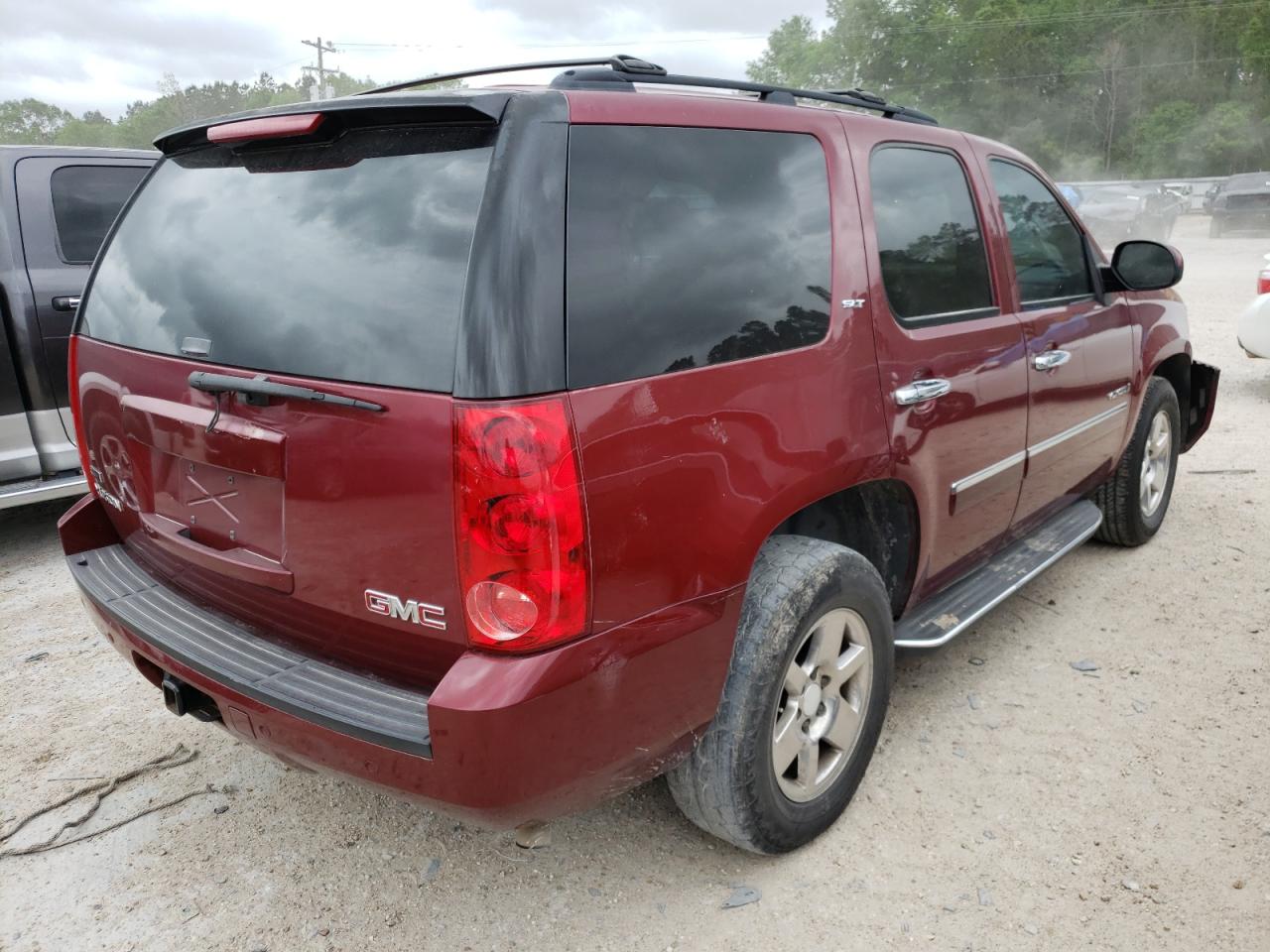 Photo 4 from auction – 2009 GMC YUKON SLT with VIN 1GKFC33089R154886