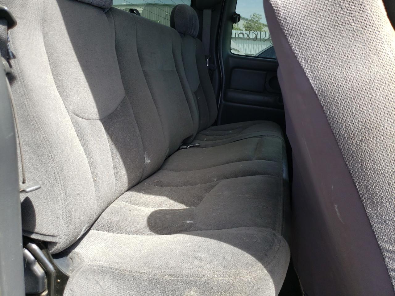 Photo 6 from auction – 2003 GMC NEW SIERRA with VIN 2GTEC19T631146721