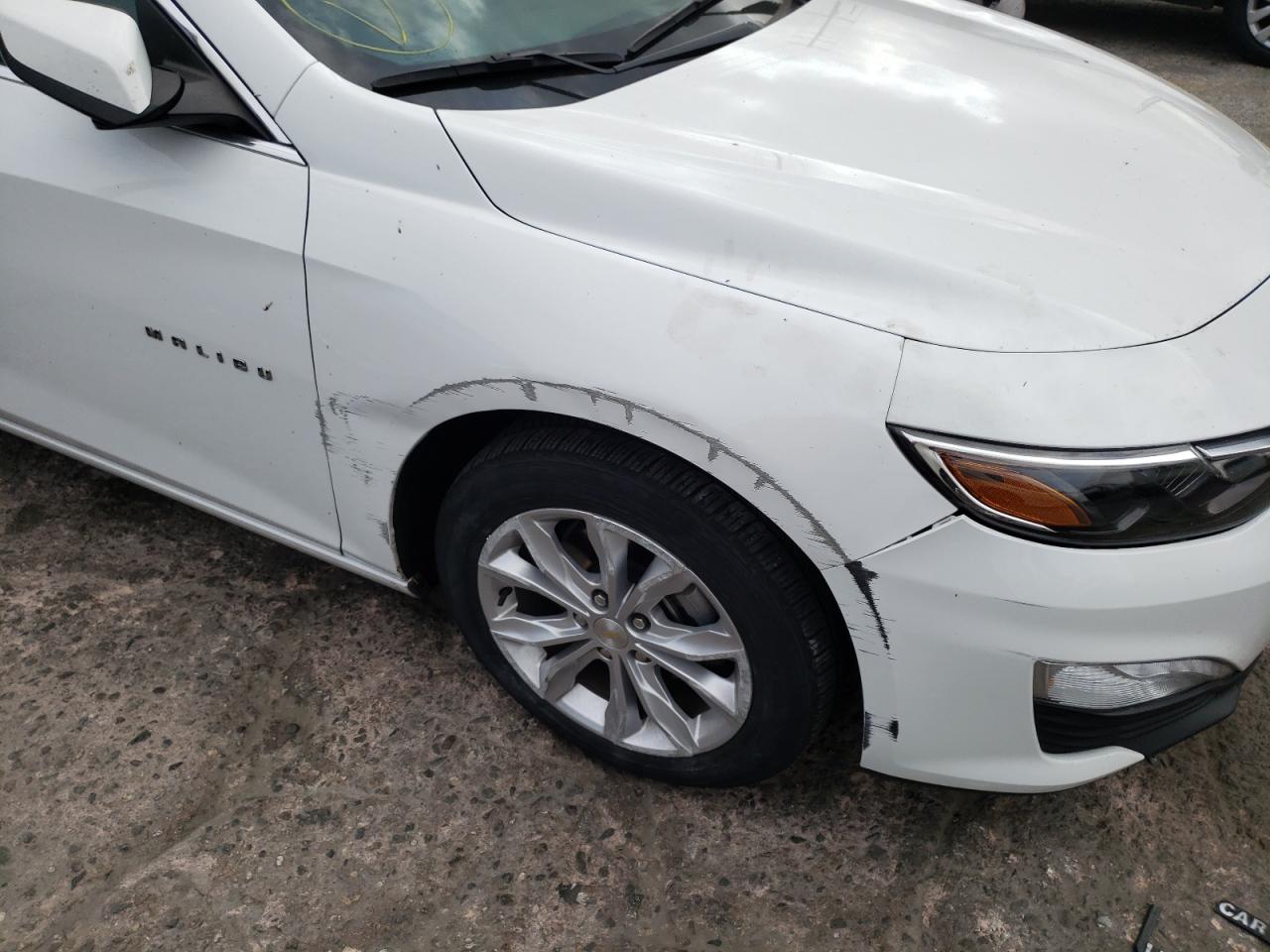 Photo 9 from auction – 2020 CHEVROLET MALIBU LT with VIN 1G1ZD5ST5LF093107