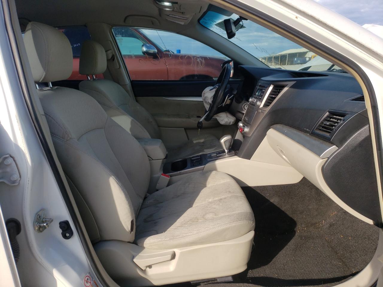 Photo 5 from auction – 2012 SUBARU LEGACY 2.5 with VIN 4S3BMCC61C3004155