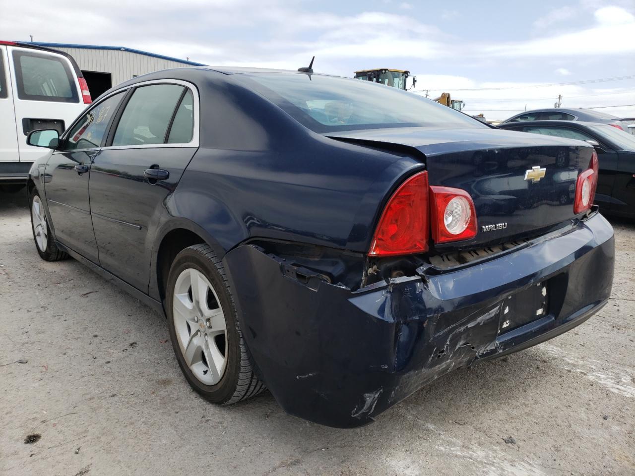 Photo 3 from auction – 2011 CHEVROLET MALIBU LS with VIN 1G1ZB5E16BF127473