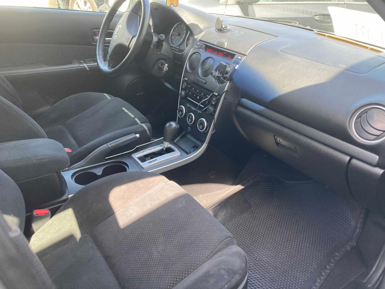 Photo 5 from auction – 2006 MAZDA 6 S with VIN 1YVHP84D465M55899