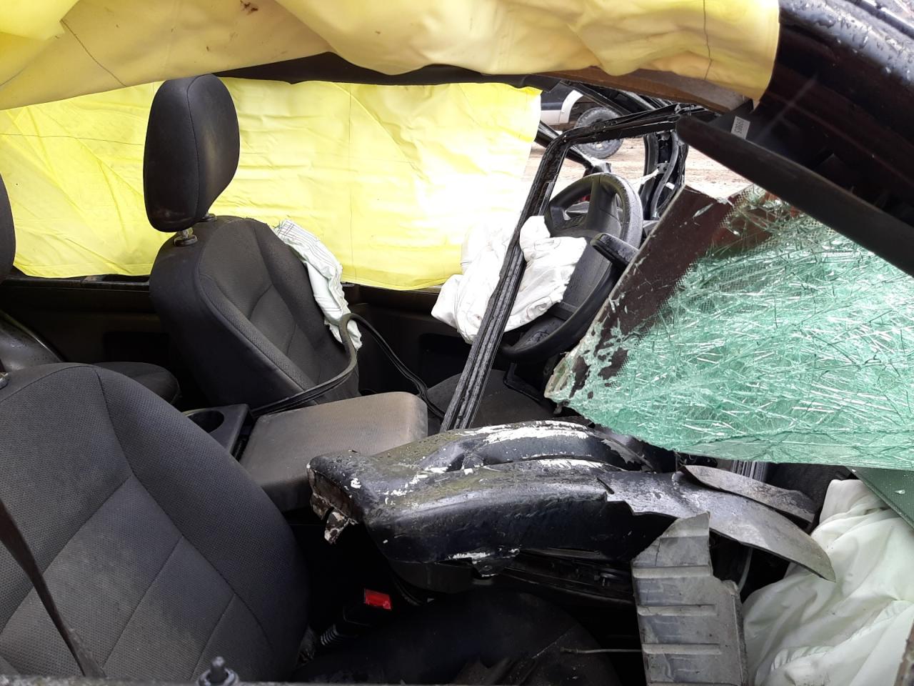 Photo 5 from auction – 2008 FORD ESCAPE XLT with VIN 1FMCU93178KE69298
