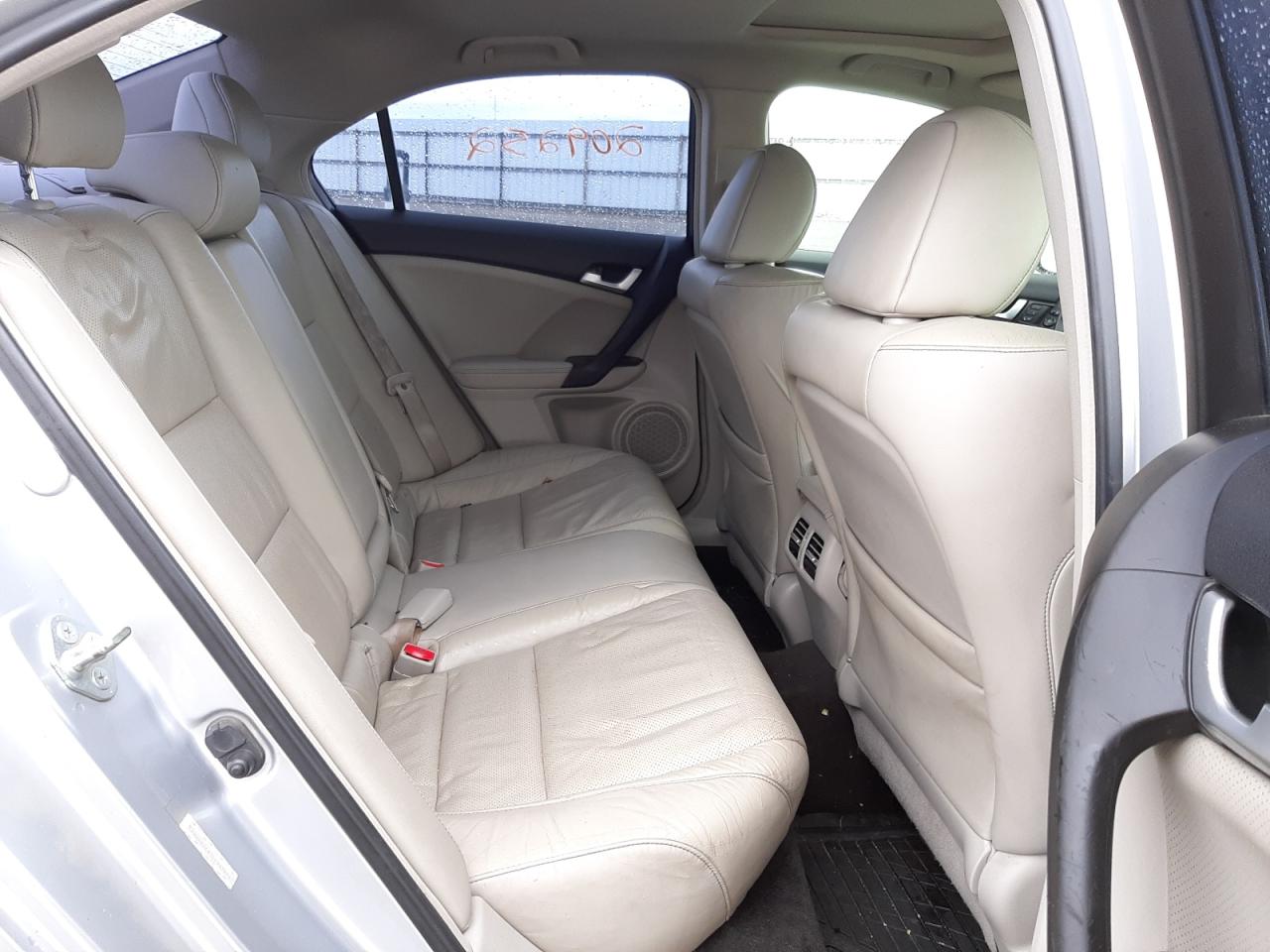 Photo 6 from auction – 2012 ACURA TSX with VIN JH4CU2F42CC007671