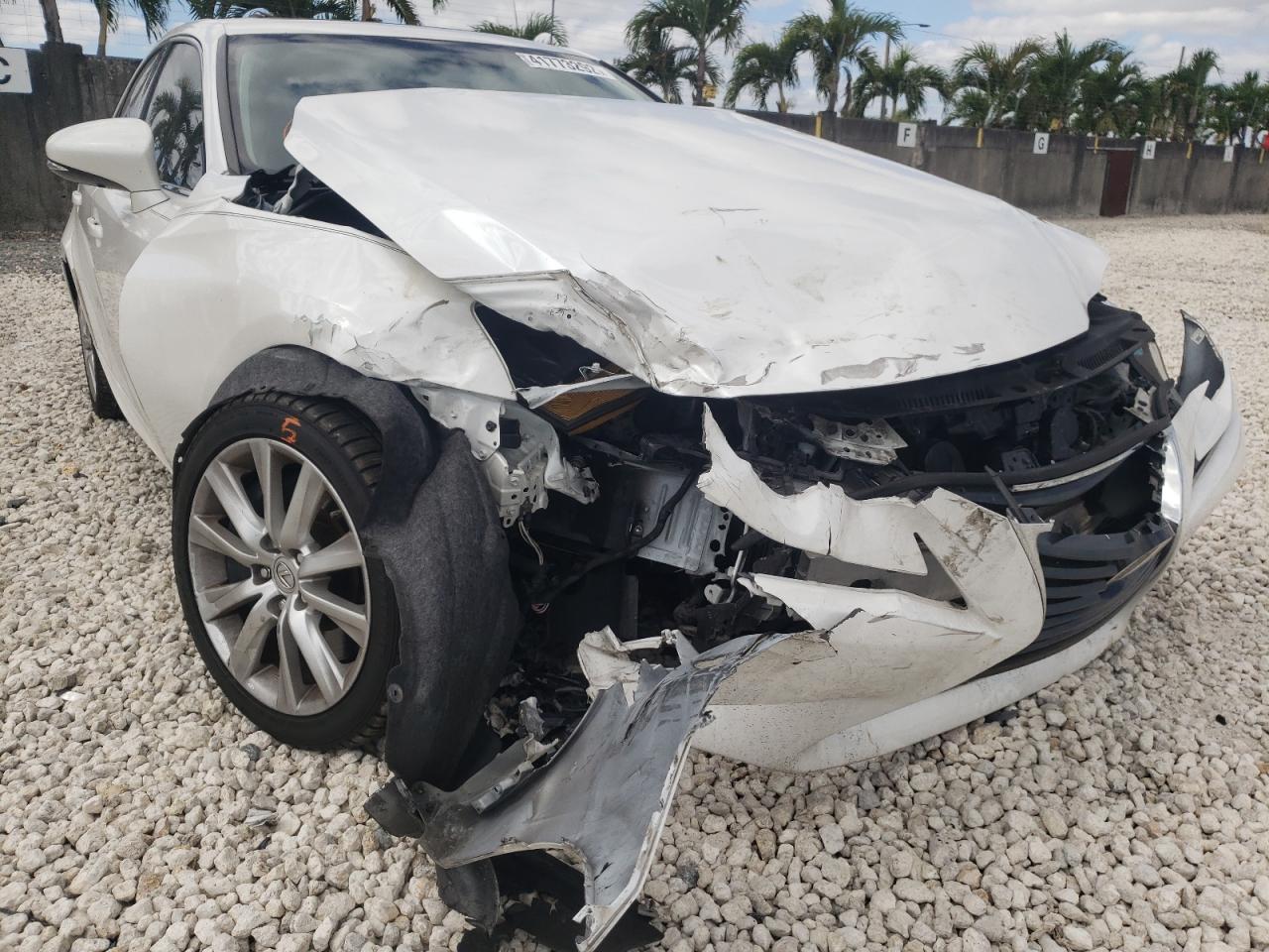 Photo 9 from auction – 2016 LEXUS IS 200T with VIN JTHBA1D26G5022149