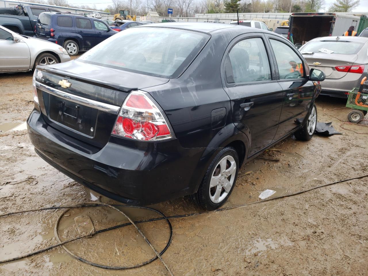 Photo 4 from auction – 2011 CHEVROLET AVEO LT with VIN KL1TG5DE7BB176473