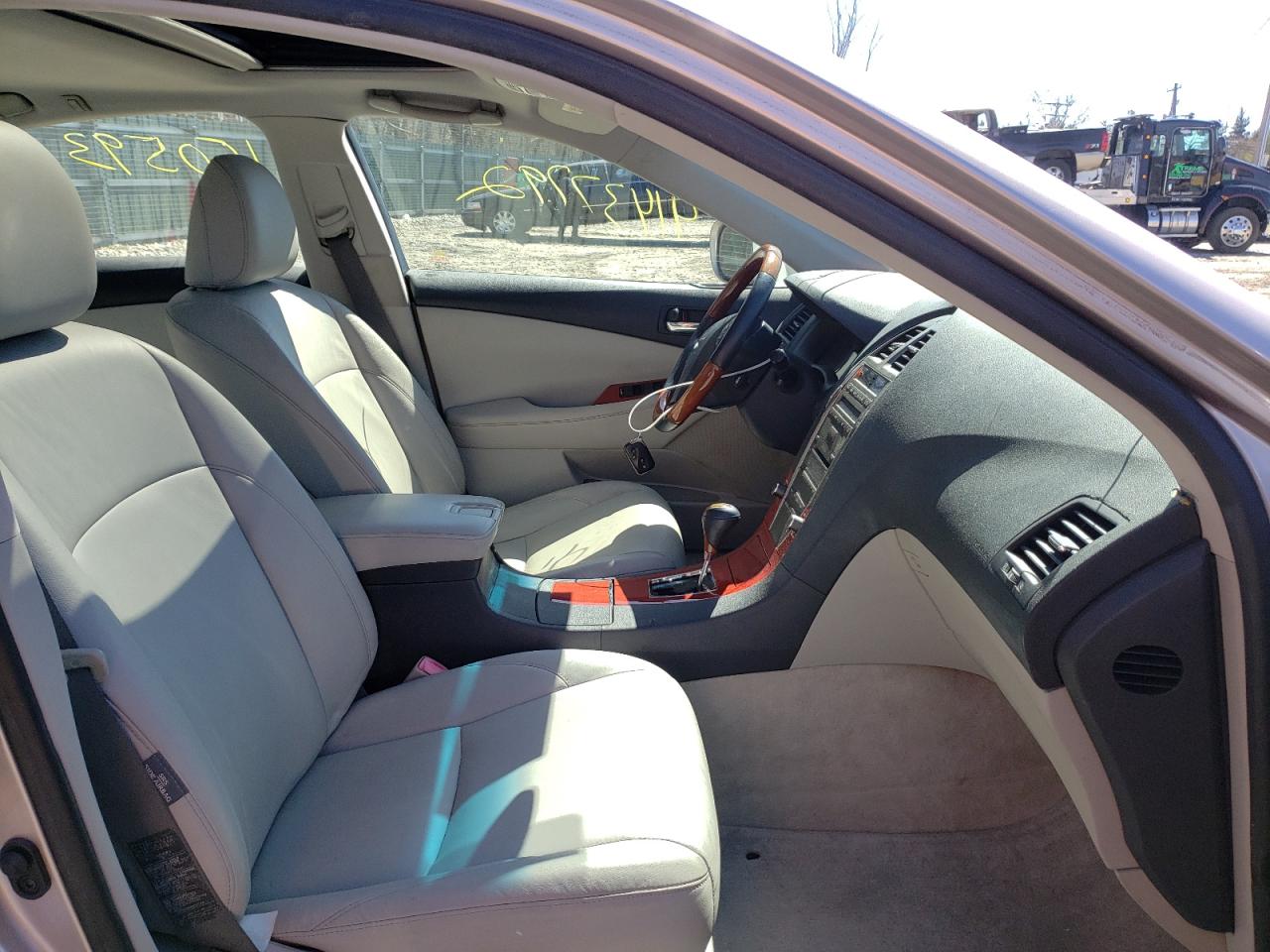 Photo 5 from auction – 2007 LEXUS ES 350 with VIN JTHBJ46G872016090