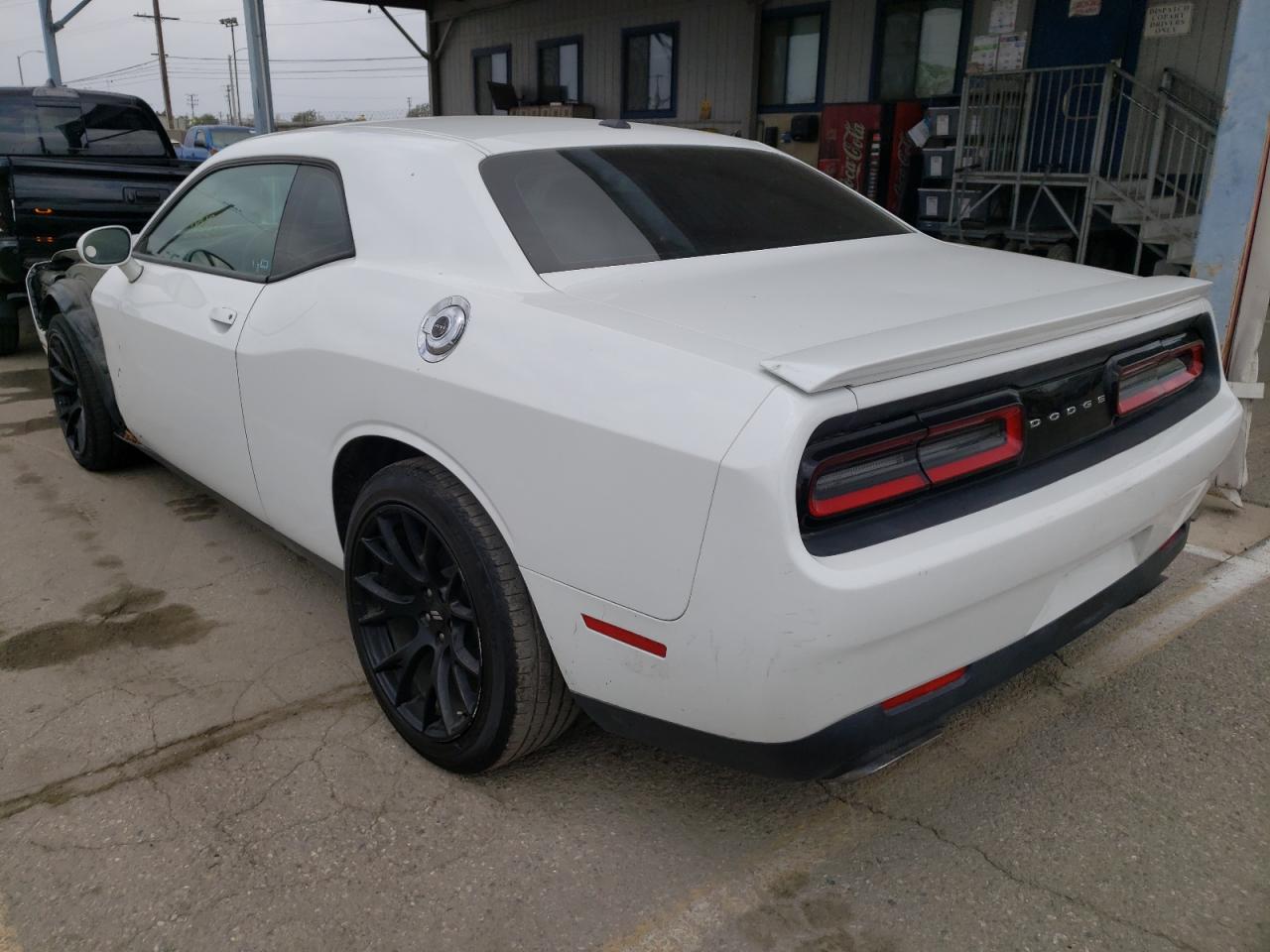 Photo 3 from auction – 2017 DODGE CHALLENGER with VIN 2C3CDZBTXHH582973